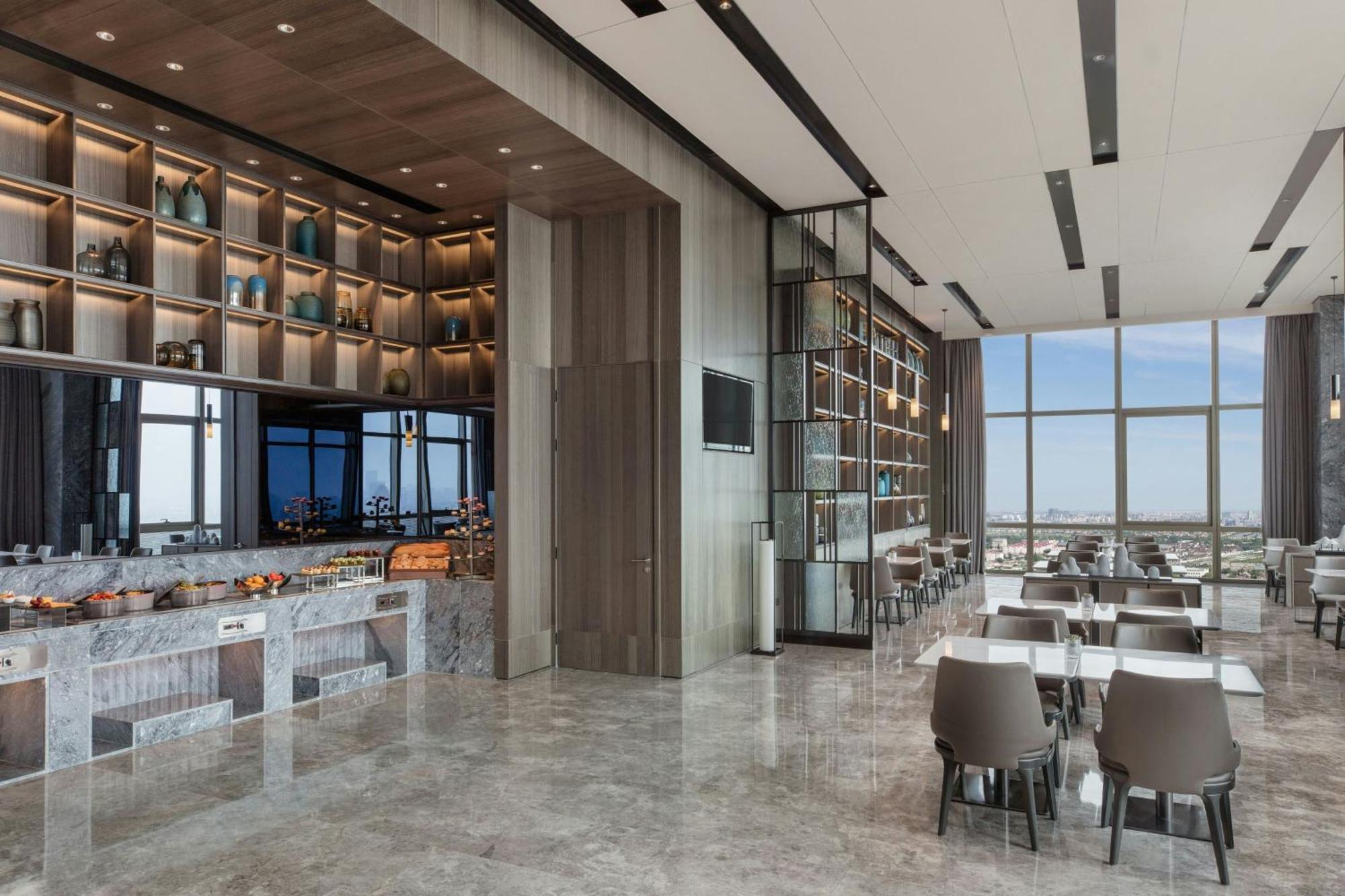 Shanghai Marriott Hotel Pudong East - Only A 30 Minute Drive From Disney Екстериор снимка