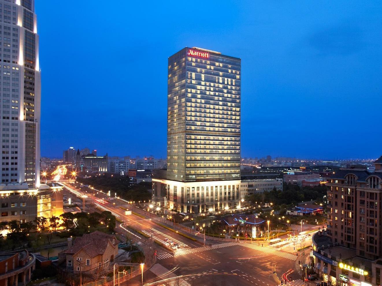 Shanghai Marriott Hotel Pudong East - Only A 30 Minute Drive From Disney Екстериор снимка
