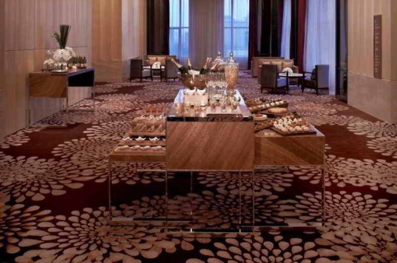 Shanghai Marriott Hotel Pudong East - Only A 30 Minute Drive From Disney Екстериор снимка
